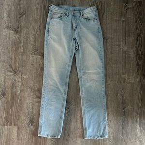 Levis 541 light wash denim jeans